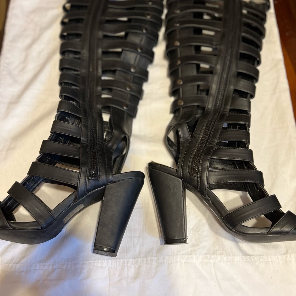 Boot sandals